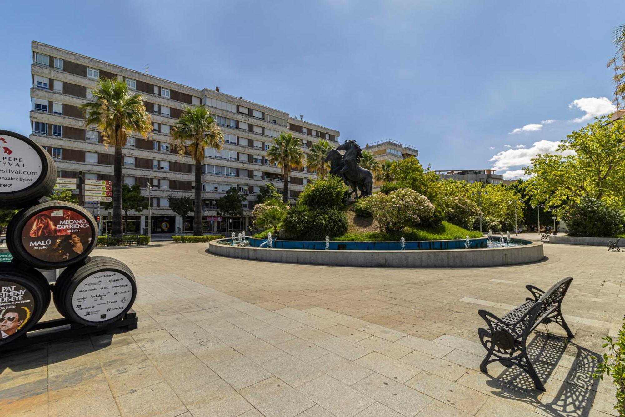 Allo Apartments Santo Domingo 2 Habitaciones - Parking Jerez de la Frontera Buitenkant foto